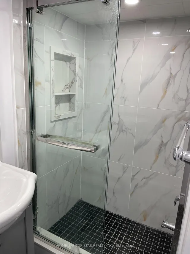 Additional image 22 of 35 Wolcott Ave