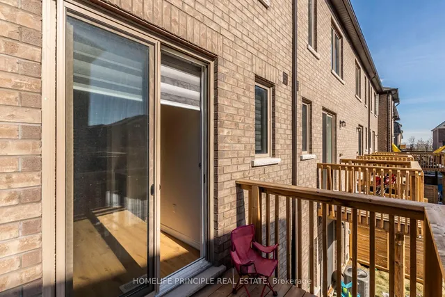 Additional image 38 of 21 Arcola St