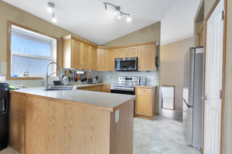 Additional image 5 of 8 Ives Crescent