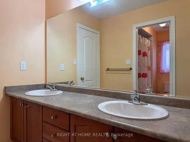 Additional image 29 of 29 Lynnvalley Cres