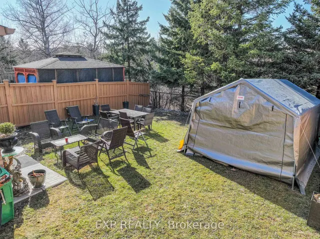 Additional image 42 of 14 Vanwood Cres