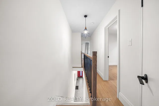Additional image 27 of 82 Bellwoods Ave