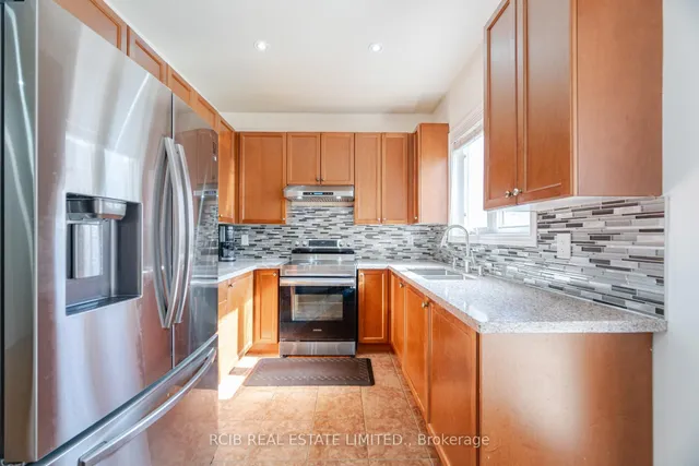 Additional image 13 of 22 Robitaille Dr