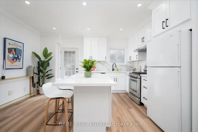 Additional image 9 of 24 Case St