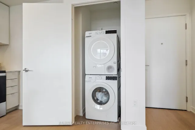 Additional image 21 of 859 The Queensway N/A Unit 213