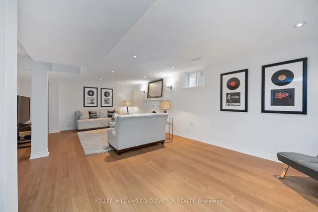 Additional image 34 of 2 Canterbury Cres