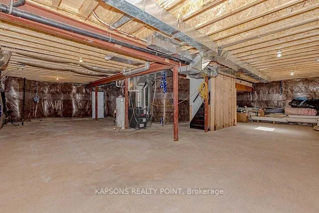 Additional image 31 of 137 Mcmurchy Ave