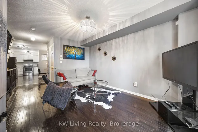 Additional image 2 of 225 Torbarrie Rd