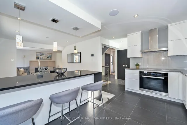 Additional image 27 of 61 Foursome Cres