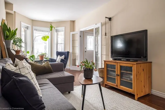 Additional image 9 of 14 Webber St