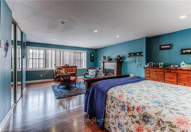 Additional image 22 of 26 Cedarhill Cres