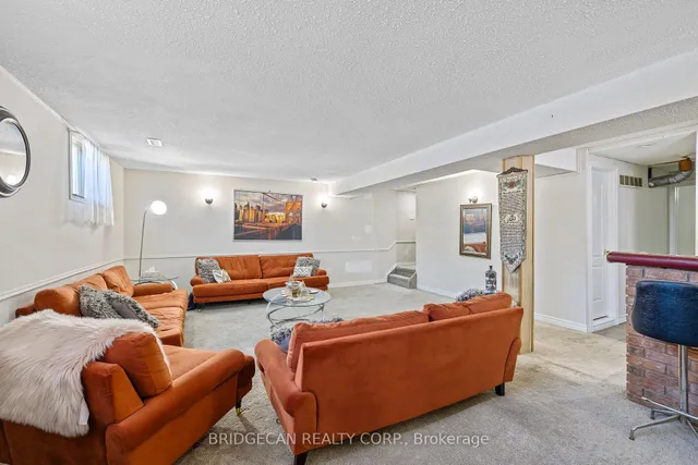 Additional image 31 of 490 Queen Victoria Dr