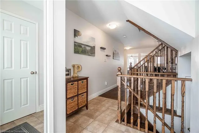 Additional image 6 of 212 Bradley Ave