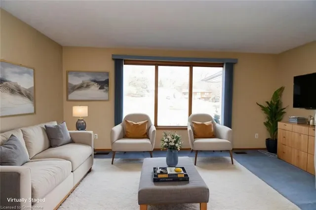 Additional image 17 of 22 Martingrove Dr