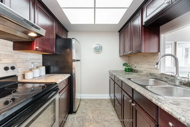 Additional image 5 of 8351 Mclaughlin Rd Unit 434