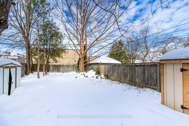 Additional image 28 of 86 South Oval