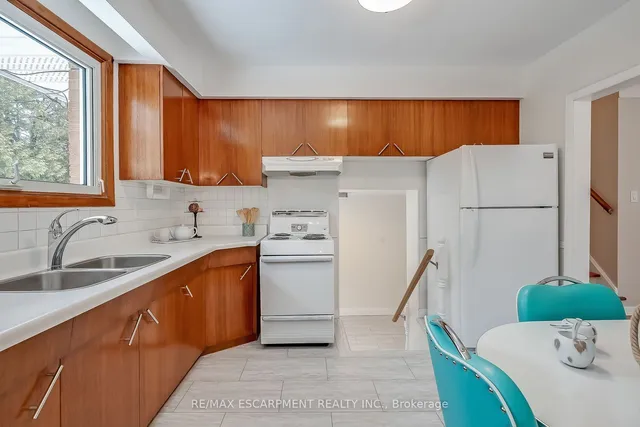 Additional image 14 of 368 East Side Cres