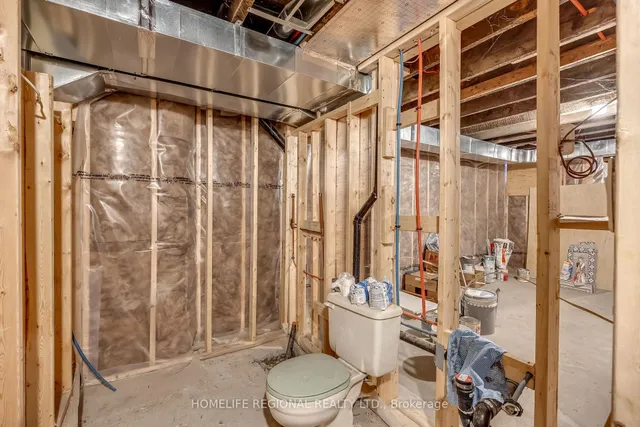 Additional image 25 of 204 Roxton Rd