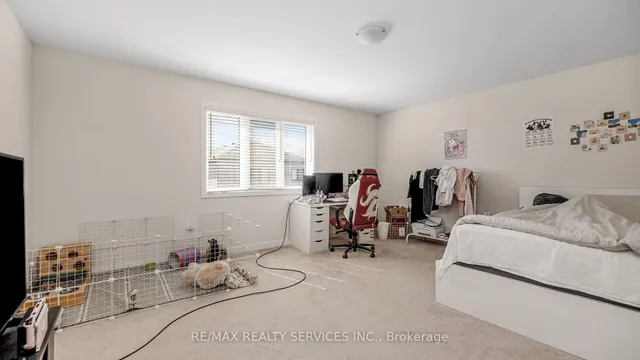 Additional image 33 of 16 Pagebrook Cres