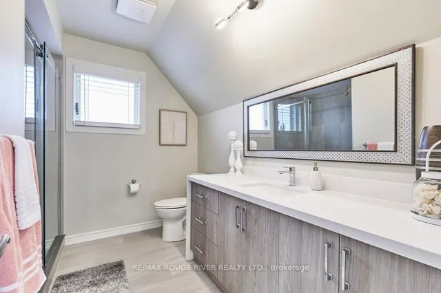 Additional image 36 of 1161 Glenashton Dr