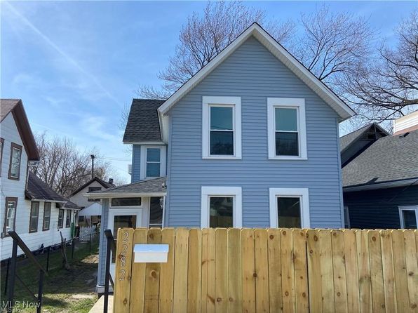 2282 W 41st St, Cleveland, OH 44113