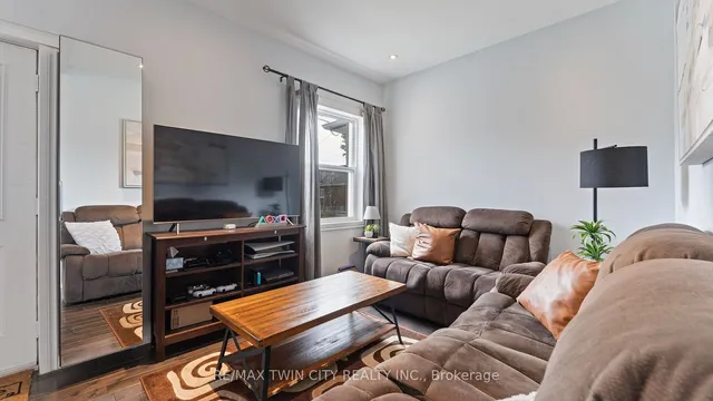Additional image 7 of 157 Weir St