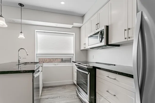 Additional image 22 of 1088 Avenue Rd