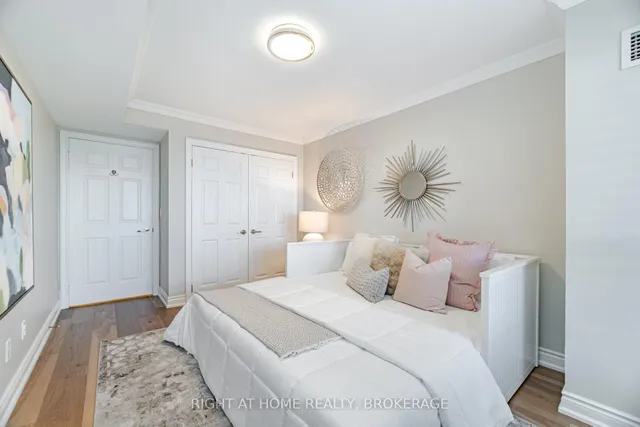 Additional image 31 of 442 Maple Ave Unit 1106