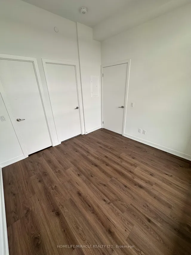 Additional image 12 of 405 Dundas St Unit PH07