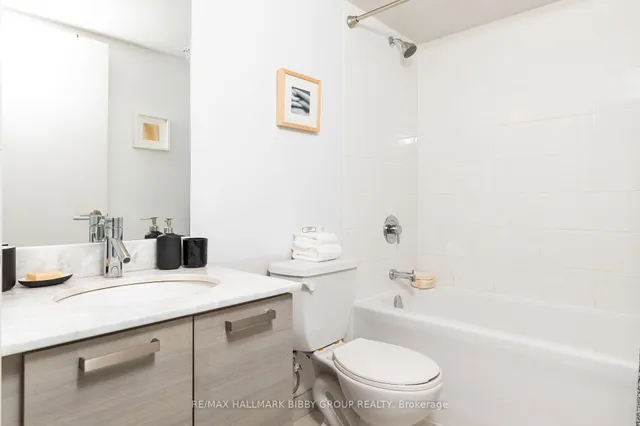 Additional image 16 of 36 Lisgar St Unit 2121E