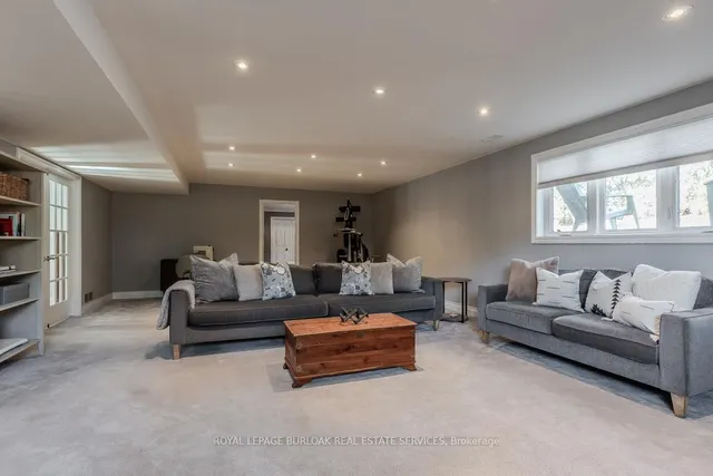 Additional image 41 of 2031 Foster Crt