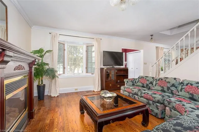 Additional image 21 of 64 Academy St