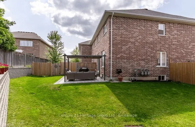 Additional image 24 of 90 Raymond Rd Unit 24