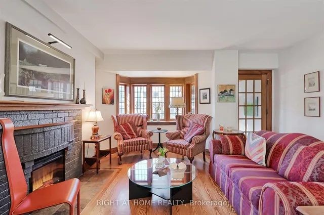 Additional image 32 of 61 Woburn Ave