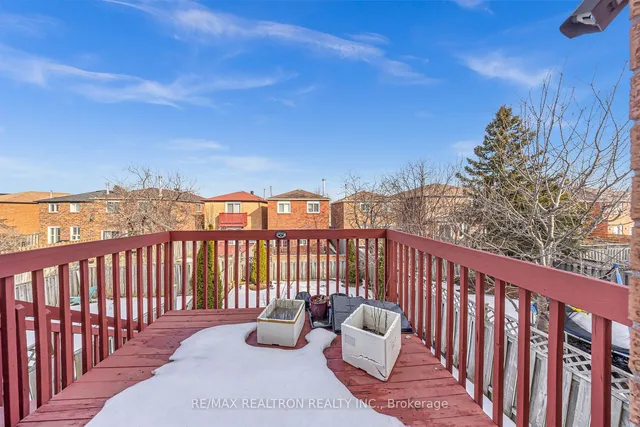 Additional image 23 of 75 Grayson Cres