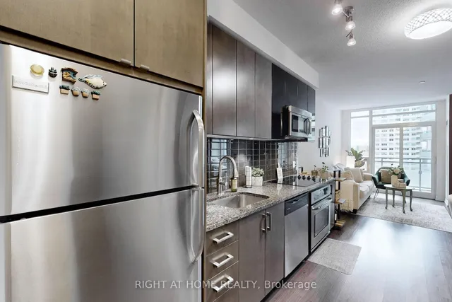 Additional image 12 of 98 Lillian St Unit 622