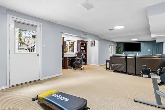 Additional image 33 of 8 Mill View St