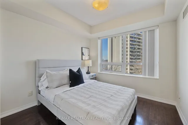 Additional image 23 of 1403 Royal York Rd Unit 508