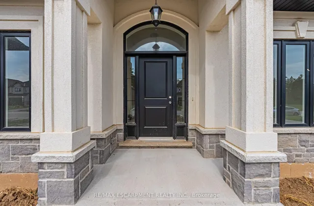 Additional image 2 of 63 Cesar Pl