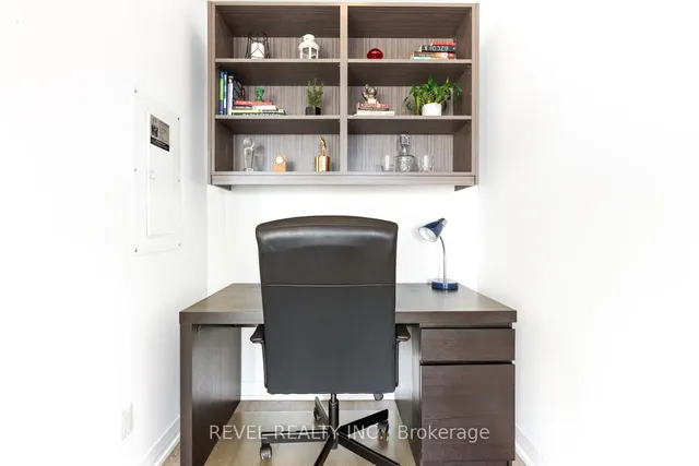 Additional image 9 of 101 Erskine Ave Unit 2713