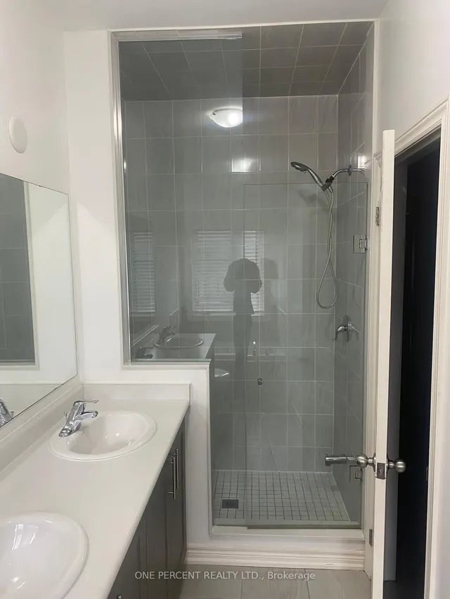 Additional image 13 of 42 Adventura Rd