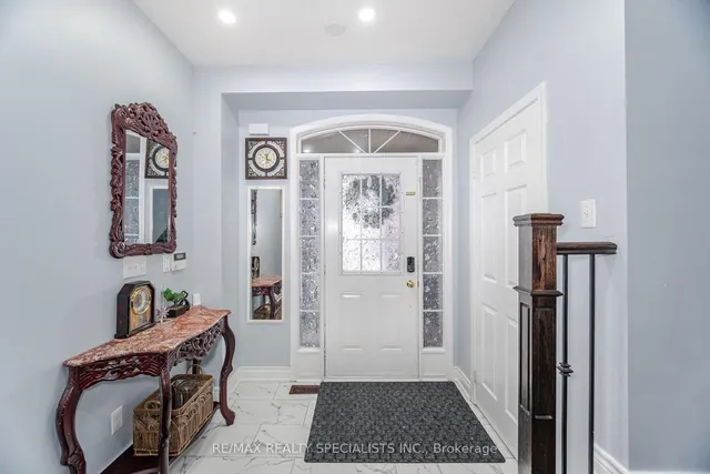 Additional image 5 of 4 Osgoode Dr