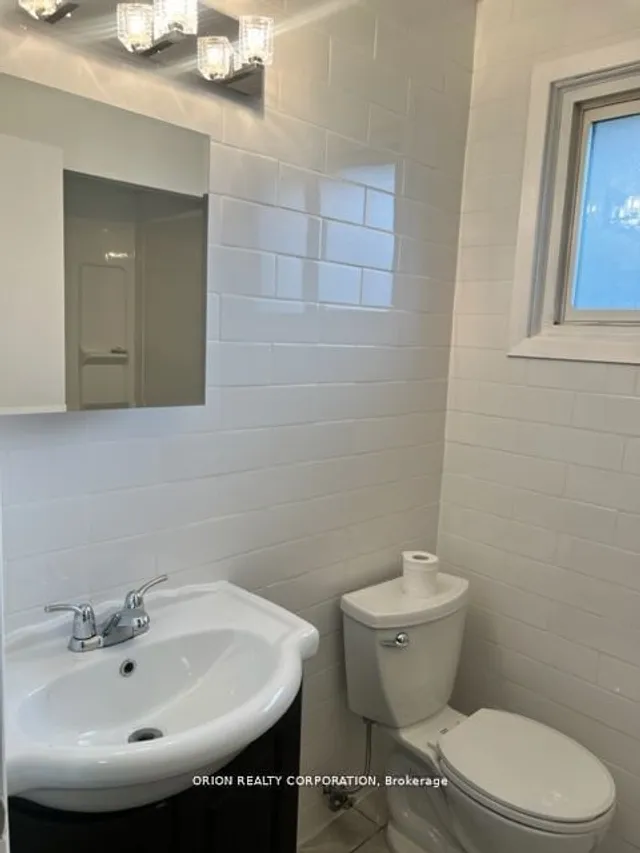 Additional image 11 of 359.5 Strathearne Ave