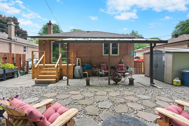 Additional image 40 of 8 Neapolitan Dr