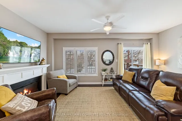 Additional image 13 of 215 Dundas St Unit 31