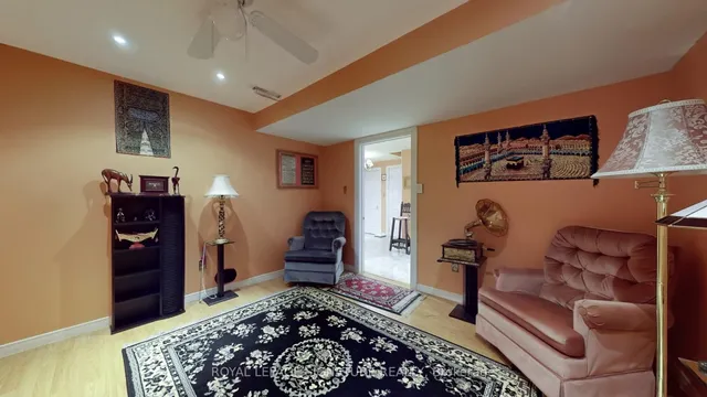 Additional image 39 of 180 Kingknoll Dr