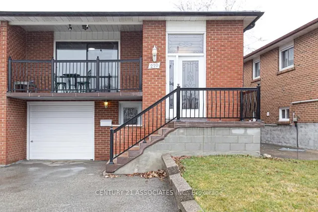 210 Harold St