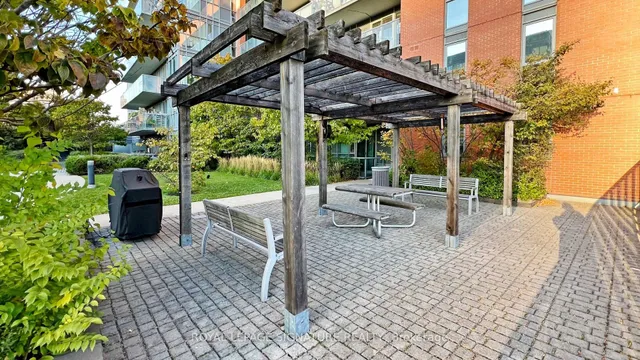 Additional image 38 of 25 Cole St Unit 1906