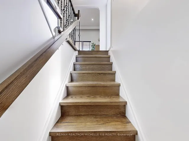 Additional image 30 of 130 Carolbreen Sq