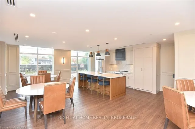 Additional image 12 of 450 dundas St Unit 233